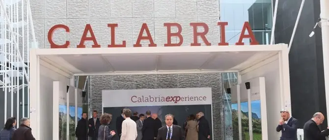 Regione: un milione di euro a due società per Expo 2015 senza gara?