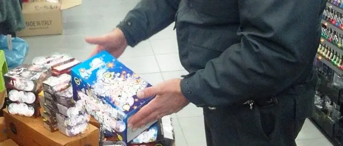 Vibo, sequestrati 1200 fuochi d’artificio e oltre 61mila prodotti pericolosi