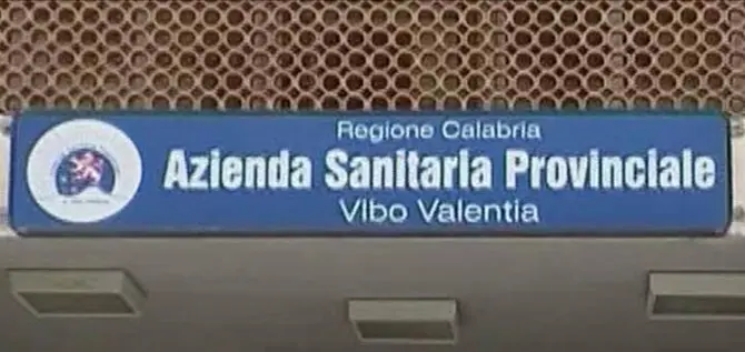 Nominati i nuovi dg della sanità calabrese. Oliverio: 'Si chiude una fase di instabilità'