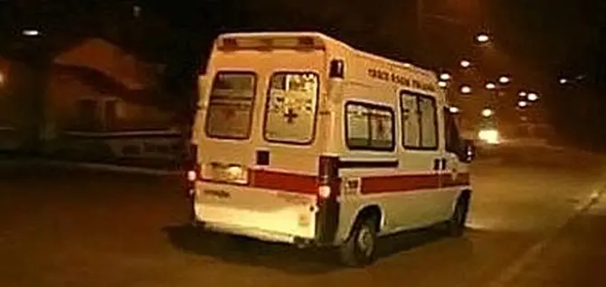 Cade da balcone, sedicenne morto a Cosenza