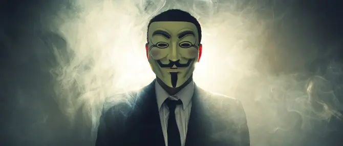 Annunciò di aver evitato un attacco Isis: è calabrese il giovane hacker