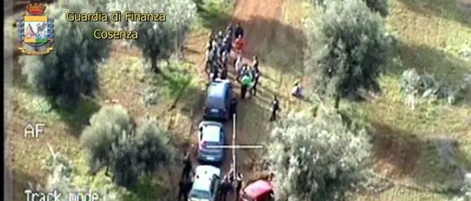 Braccianti sfruttati per un euro l'ora, sei denuce a Sibari | VIDEO