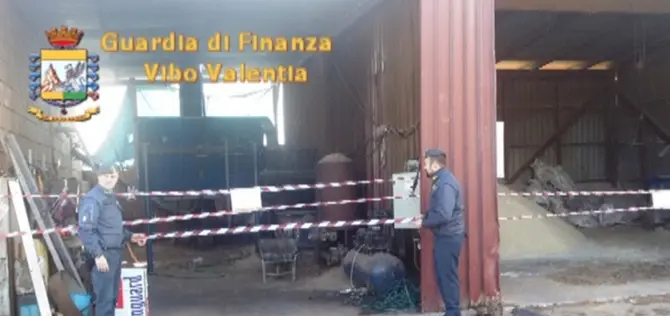 Vibo, sequestrato impianto abusivo di produzione di pellet. Denunciato il responsabile