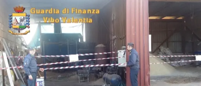 Vibo, sequestrato impianto abusivo di produzione di pellet. Denunciato il responsabile