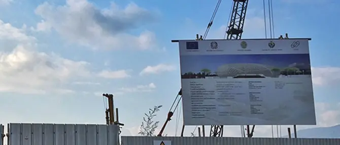 Bomba nel cantiere del nuovo Palazzetto dello Sport di Lamezia