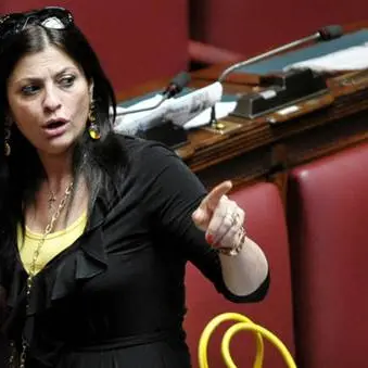 Occhiuto sfiduciato, Santelli: ‘Mi vergogno di questa politica’