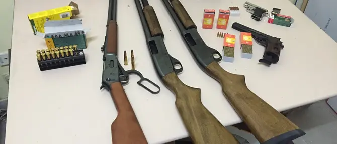 Rinvenuti armi e munizioni: arrestati padre e figlio nel vibonese