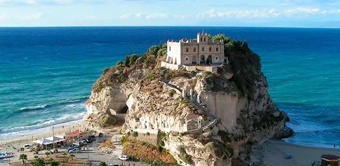 Tropea tra le spiagge più belle d’Italia - VIDEO