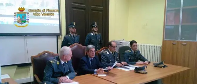 Cede beni ai familiari per non pagare i debiti, sequestro da 3 milioni a Vibo DETTAGLI-VIDEO