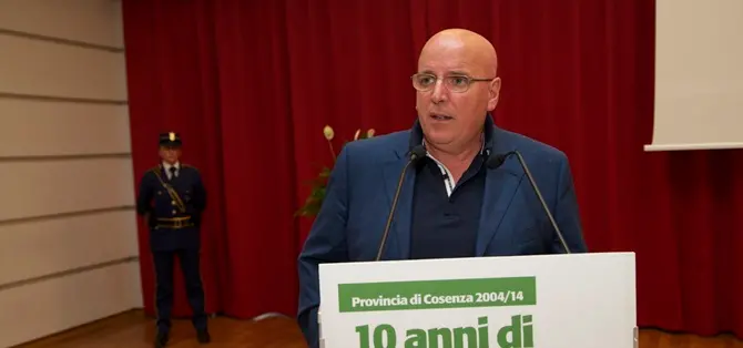 Metro Cosenza, Oliverio: 'Non si può giudicare un progetto che non si conosce'