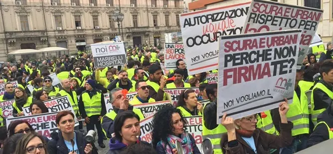 Marrelli hospital: oggi la protesta a Catanzaro. Occupati uffici del commissario Scura - VIDEO