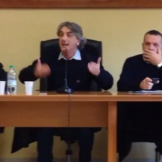 La rivolta dei sindaci del Tirreno Cosentino: 'Scura vada via' - VIDEO