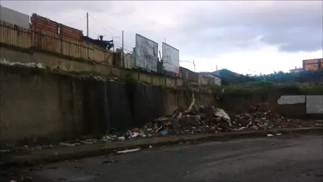 Quel campo rom affacciato sull’ospedale -FOTO