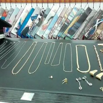 Un compro oro deposito di refurtiva, i carabinieri lo scoprono e denunciano gli autori del furto