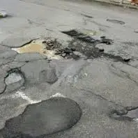 Strade provinciali dissestate: protesta dei sindaci del crotonese