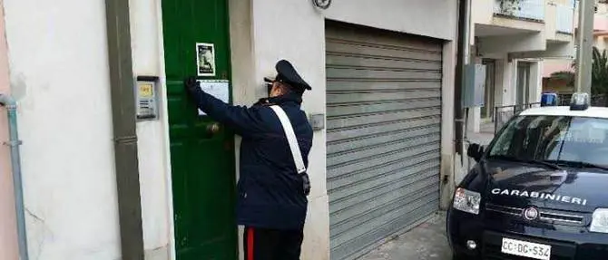 Reggio: scoperta casa d'appuntamento, 7 arresti NOMI-VIDEO