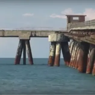 Reportage - L'ecomostro del Golfo