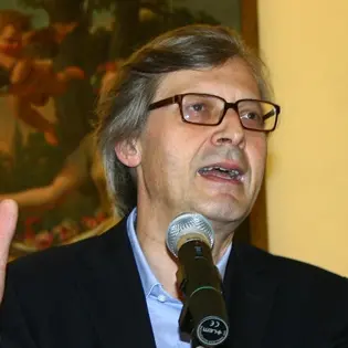 Sgarbi scende in campo a Cosenza con la sua 'capra'