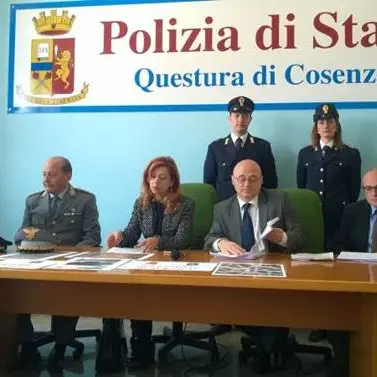 Cosenza: 'Operazione black out', 13 misure cautelari per traffico di rame NOMI-VIDEO