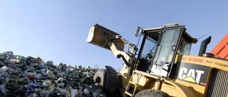 Rifiuti, fondi bloccati ai comuni morosi