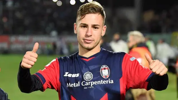 Serie B: il Crotone sbanca anche Terni. Sconfitta per il Cagliari