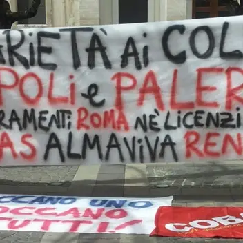 Almaviva Contact, a Rende precari\u00A0in cerca di risposte: a luglio finisce la cassa integrazione, la Regione tace\n