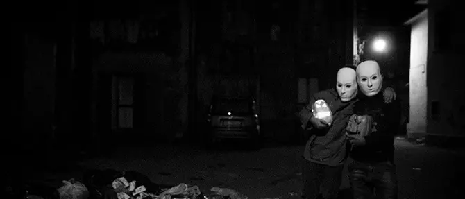 Calabria, giù la maschera