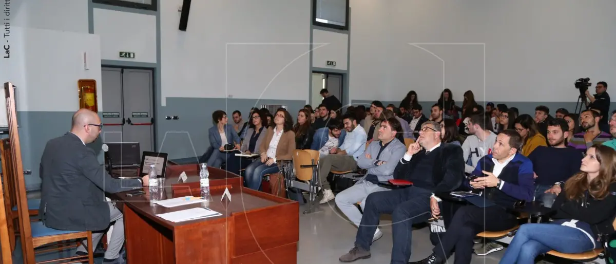 LaC sale in cattedra -VIDEO