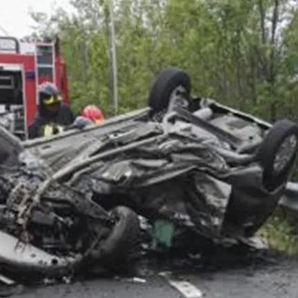 Incidente sulla Ss 18 'Tirrena inferiore', morte due 19enni - VIDEO