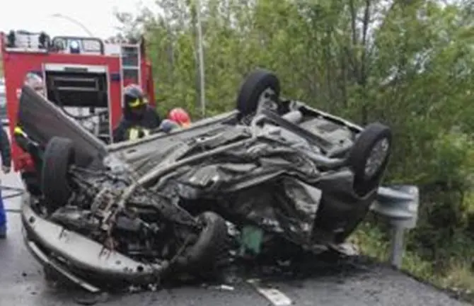 Incidente sulla Ss 18 'Tirrena inferiore', morte due 19enni - VIDEO