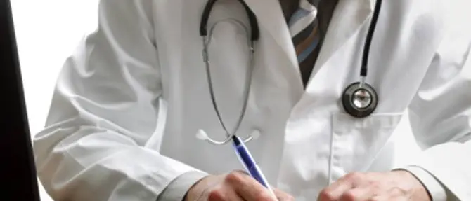 Farmaci per il dolore prescritti a tossicodipendenti, indagati medici