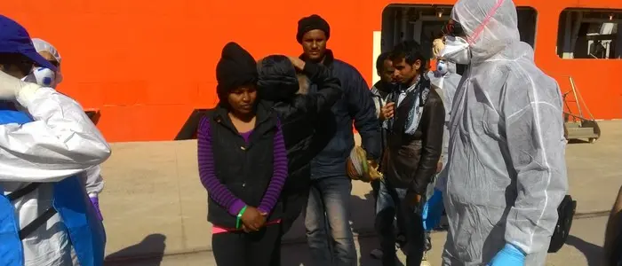 Giunta a Reggio Calabria nave Siem con 950 migranti