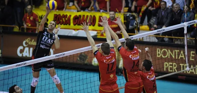 Play off A2: delusione per la Tonno Callipo, Sora conquista la Superlega -VIDEO