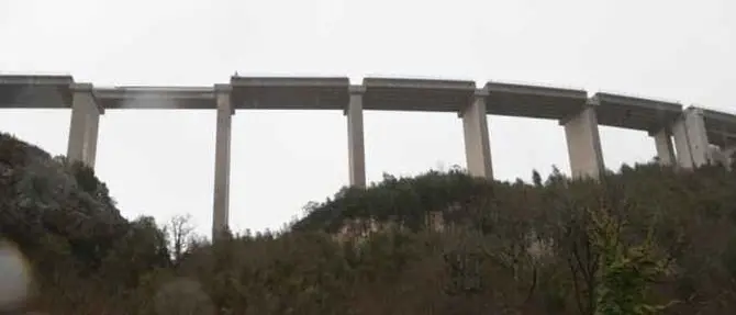 Viadotto Italia, demolite altre campate