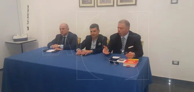 Cosenza, Paolini: ‘Quando saremo eletti saranno i cittadini ad esercitare il controllo su di noi’