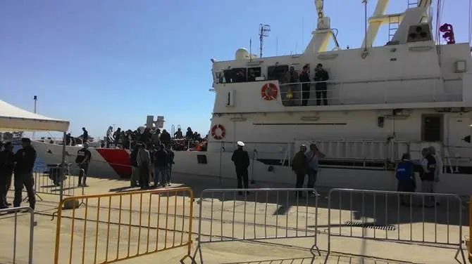 Nave Peluso a Reggio Calabria , ANSA