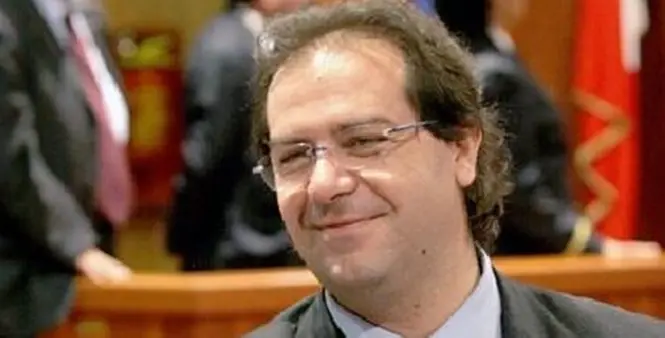 Alberto Sarra chiama in causa Scopelliti e il suo gruppo