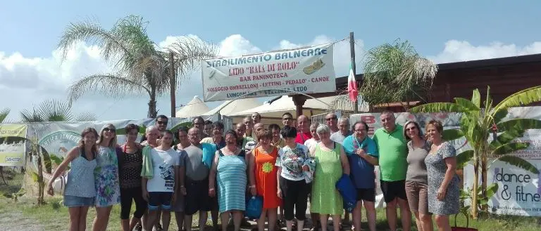 Gizzeria, una giornata al mare per i disabili