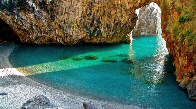 San Nicola Arcella tra le spiagge più belle d’Italia