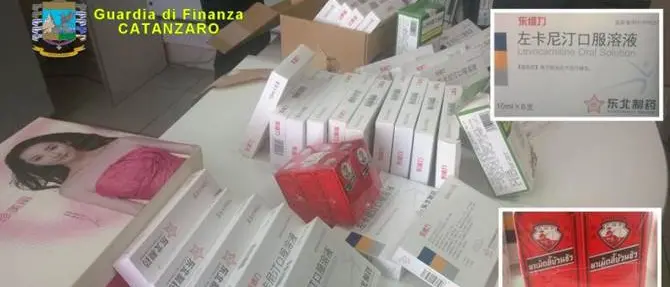 Sette chili di farmaci ad alto rischio per la salute, cittadino cinese bloccato in aeroporto - VIDEO