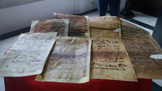 Ritrovate pergamene trafugate a Cosenza - VIDEO
