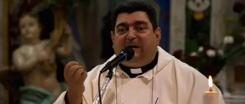 Il parroco di San Luca a 'Gli Intoccabili': 'Il sindaco qui non serve, meglio il commissario' - INTERVISTA