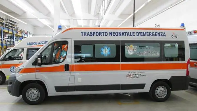 Cosenza, consegnate due ambulanze per il trasporto neonatale assistito - VIDEO