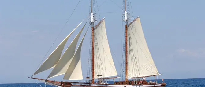 A Cetraro la nave Delphin