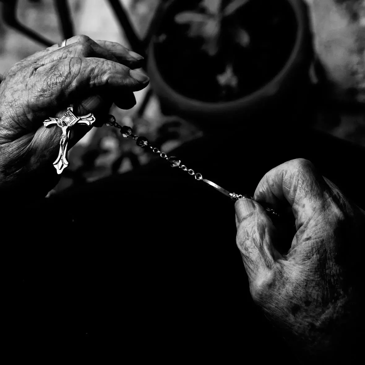 Il rosario sotto al cuscino