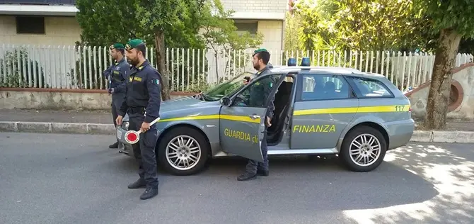 Cosenza, sequestrato oltre mezzo chilo di droga: 50 denunce - VIDEO