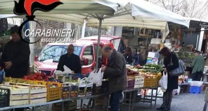 Timbravano e poi andavano al mercato o in negozi: indagati 24 dipendenti comunali a Oppido Mamertina - VIDEO