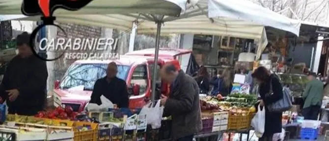Timbravano e poi andavano al mercato o in negozi: indagati 24 dipendenti comunali a Oppido Mamertina - VIDEO