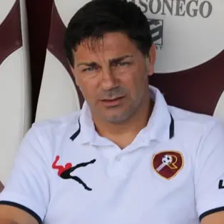 Reggina-Cozza, l’addio è confermato