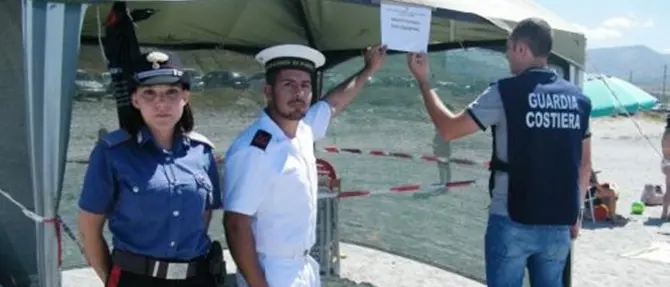 Sequestrato chiosco abusivo a Reggio